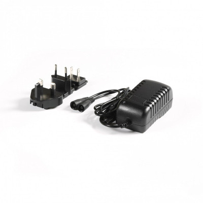Caricabatterie Macna Per Batterie 7.4V | BurnOutMotor