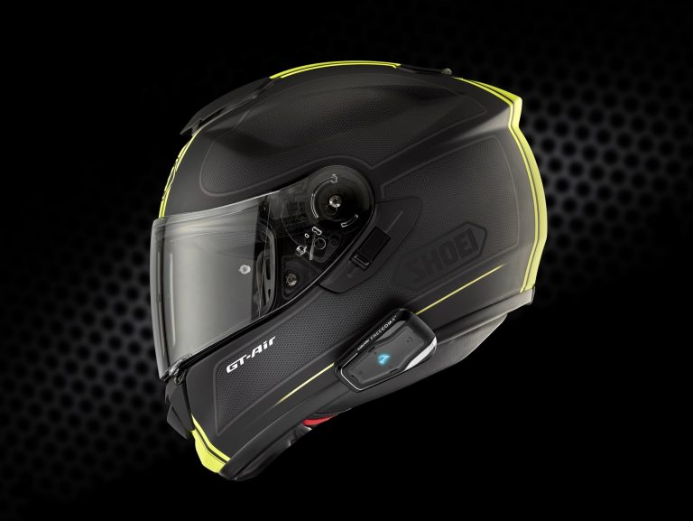 Esempio di interfono montato su casco integrale con supporto a pinza